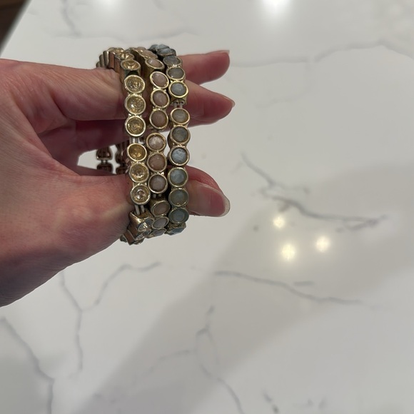 LOFT good and pastel stack of stretch bracelets - Picture 3 of 6